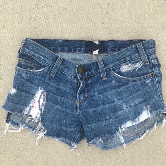 Low Rise Ripped Jeans Shorts - Picture 2 of 7
